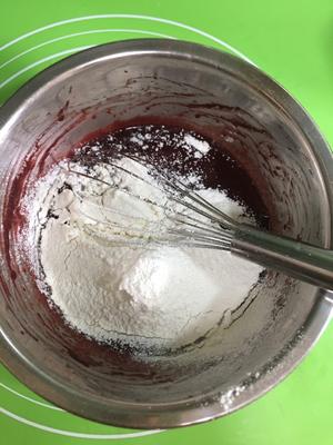 红丝绒蛋糕卷（超详细）的做法 步骤4