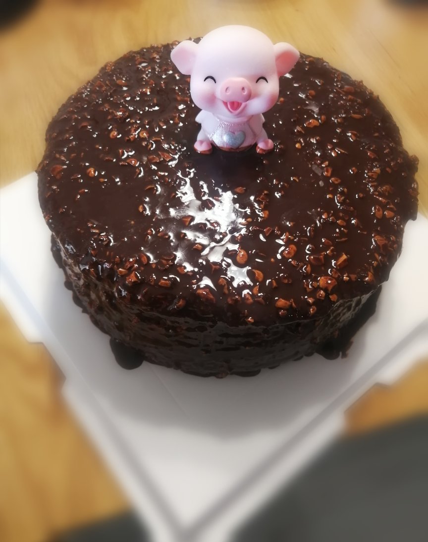 🍫梦龙蛋糕卷. 巧克力脆皮蛋糕卷 by pink-rabbit
