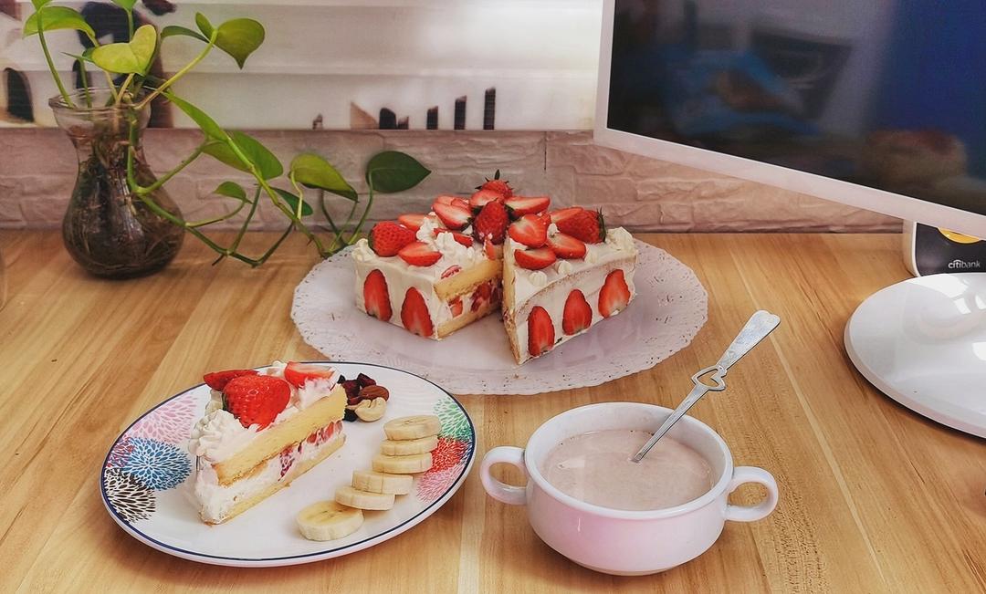 法式草莓蛋糕 fraisier 慕斯林奶油应用之一