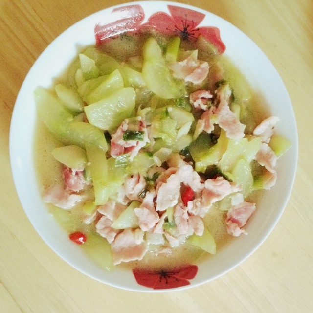黄瓜炒火腿肠