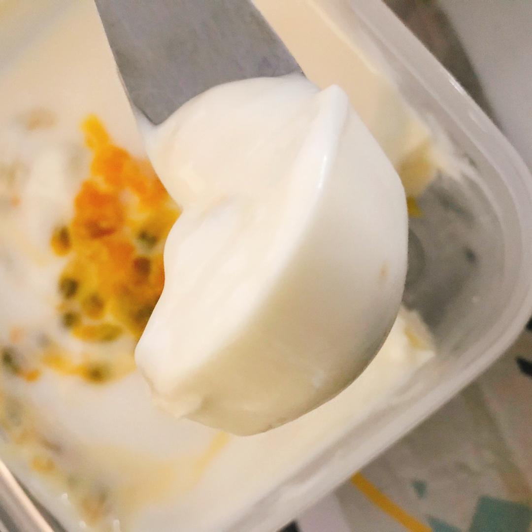 百香果酸奶意式奶冻<Passionfruit Yogurt Panna Cotta>