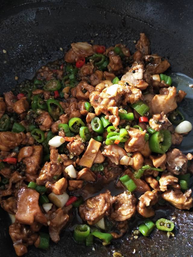 双椒兔丁（重口味江湖菜）