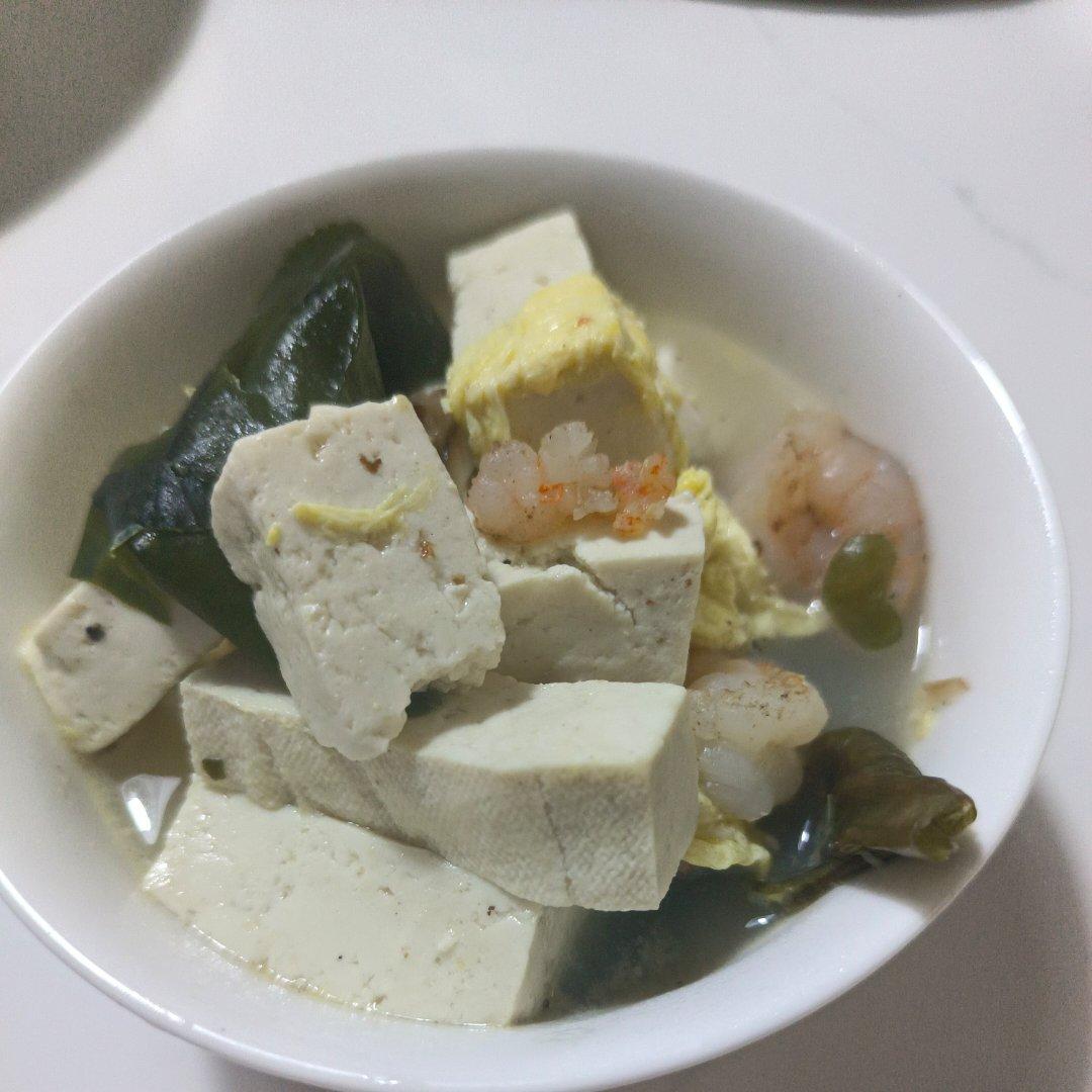 孩子增高汤 | 虾仁豆腐裙带菜汤