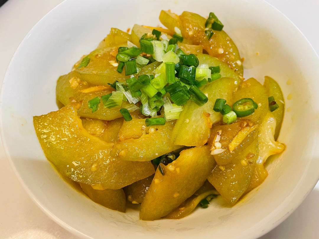红烧冬瓜最完美做法，不加一滴水，瞬间秒杀红烧肉