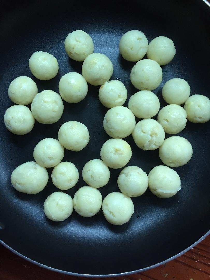 炸土豆球