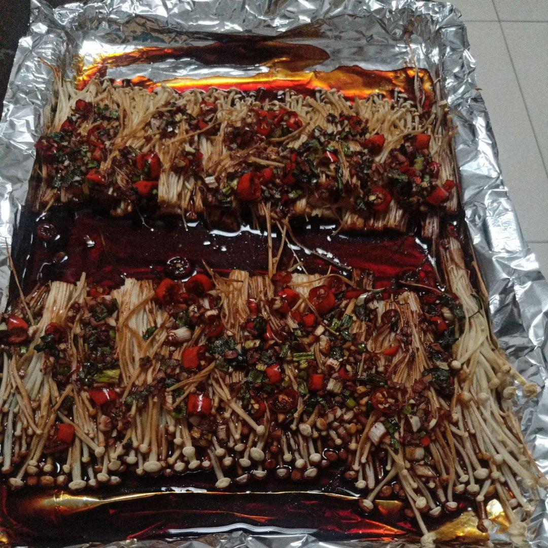 烤箱烤金针菇 蒜蓉辣椒酱 简单美味又下饭