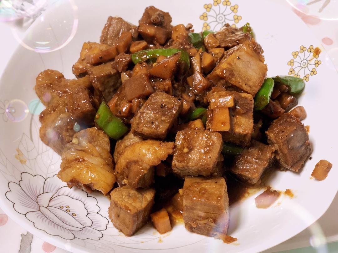 杏鲍菇炒牛肉粒