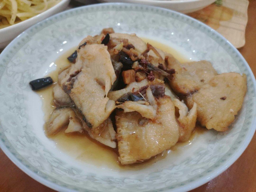 家常红烧鱼