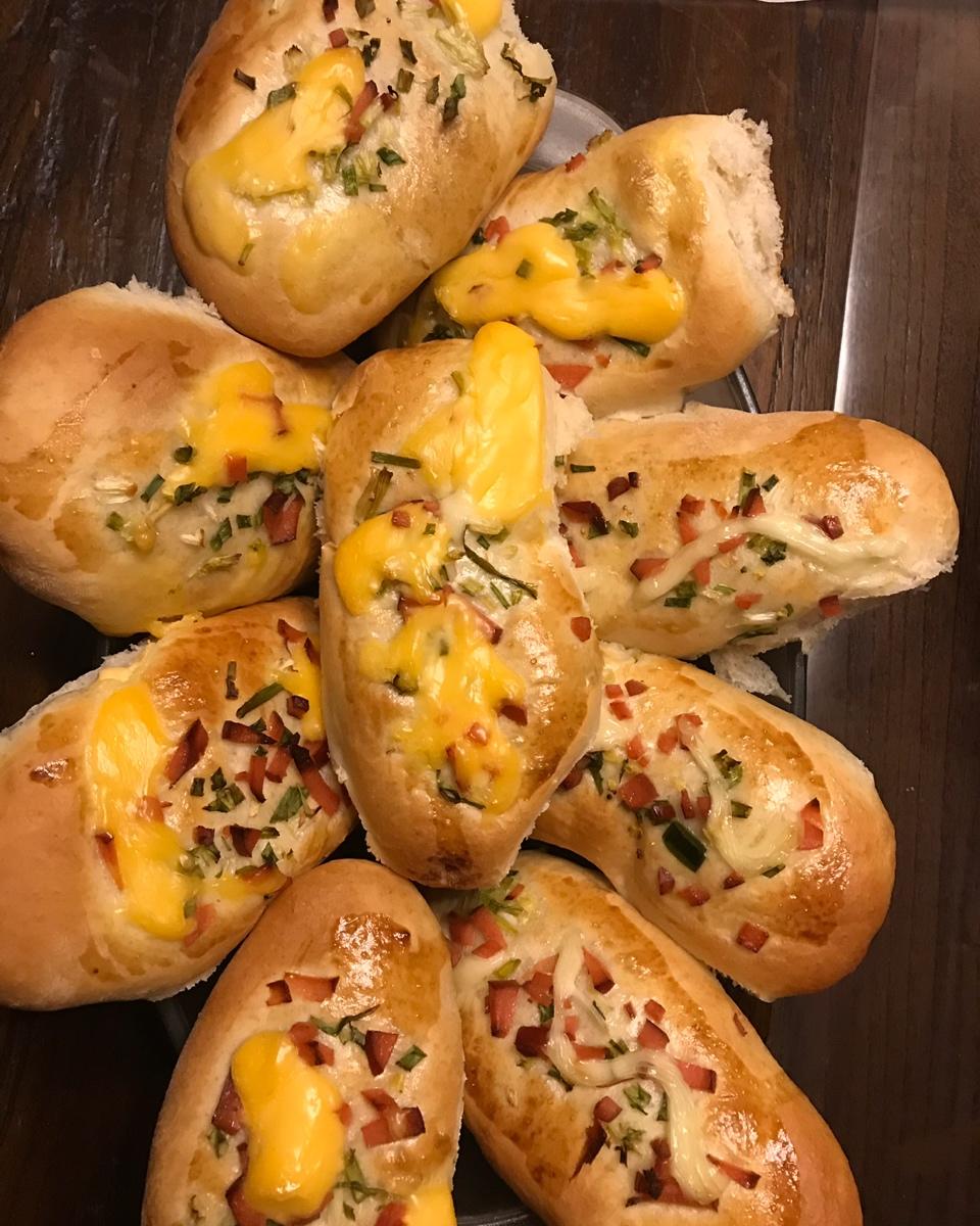 香葱火腿肉松面包