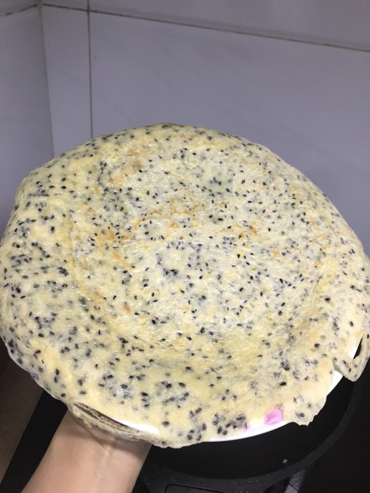 面线鱼黑芝麻煎饼
