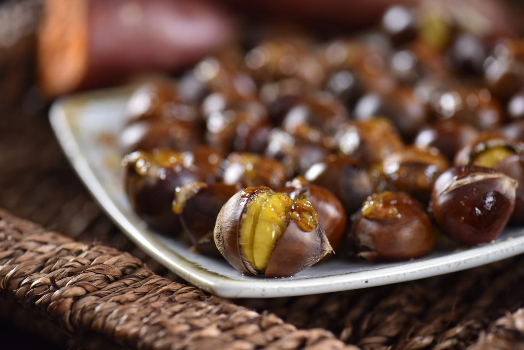 小零食│微波版糖炒栗子的做法