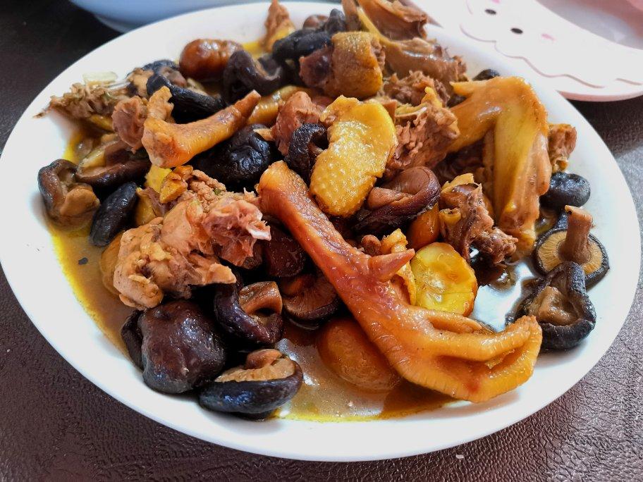 【栗子烧鸡】鸡肉都给你吃，栗子归我~
