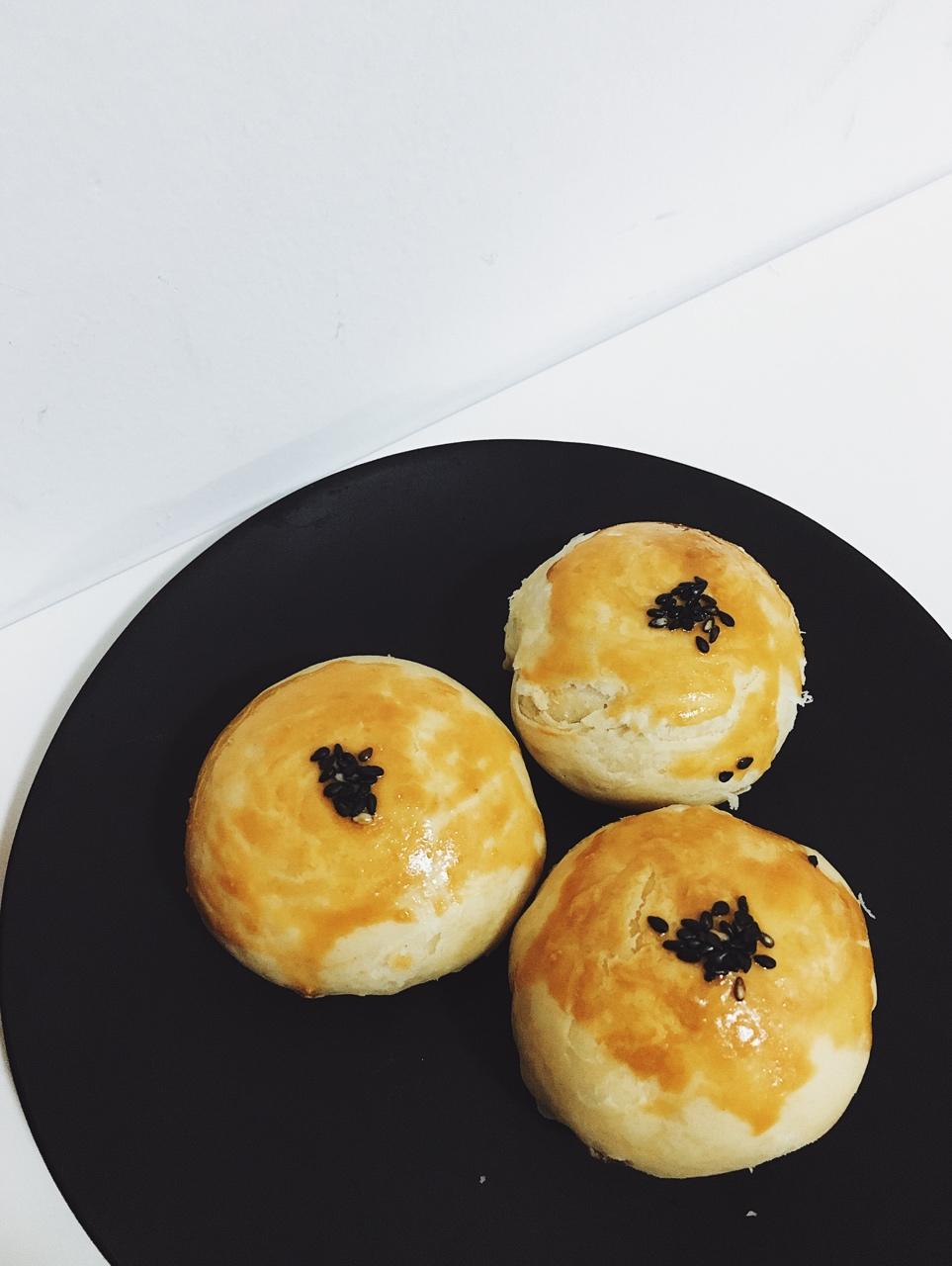 排四个小时队也买不到的鲜肉月饼，秘诀是放麻油！