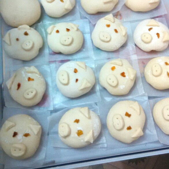 可爱的小猪豆沙包