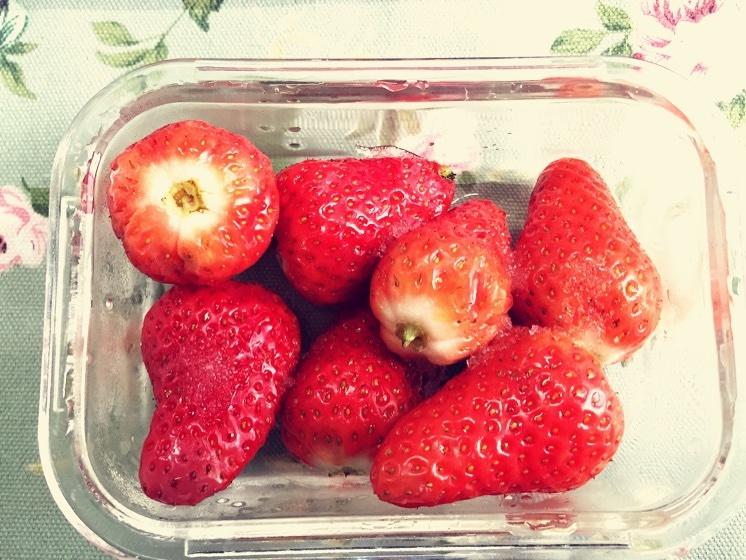 你好草莓吖