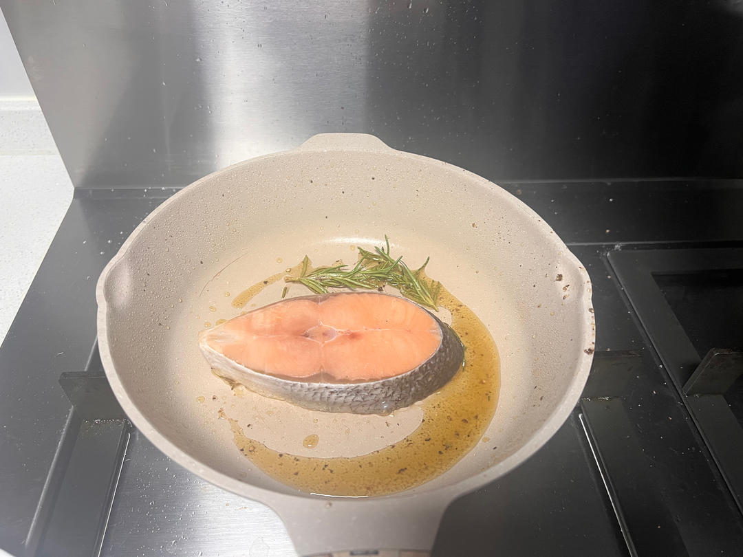 香煎三文鱼