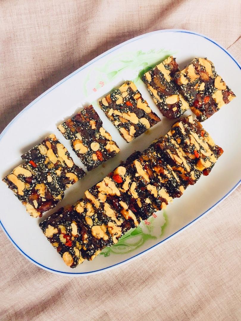 黑芝麻红枣核桃糕(特百惠版本)只需麦芽糖