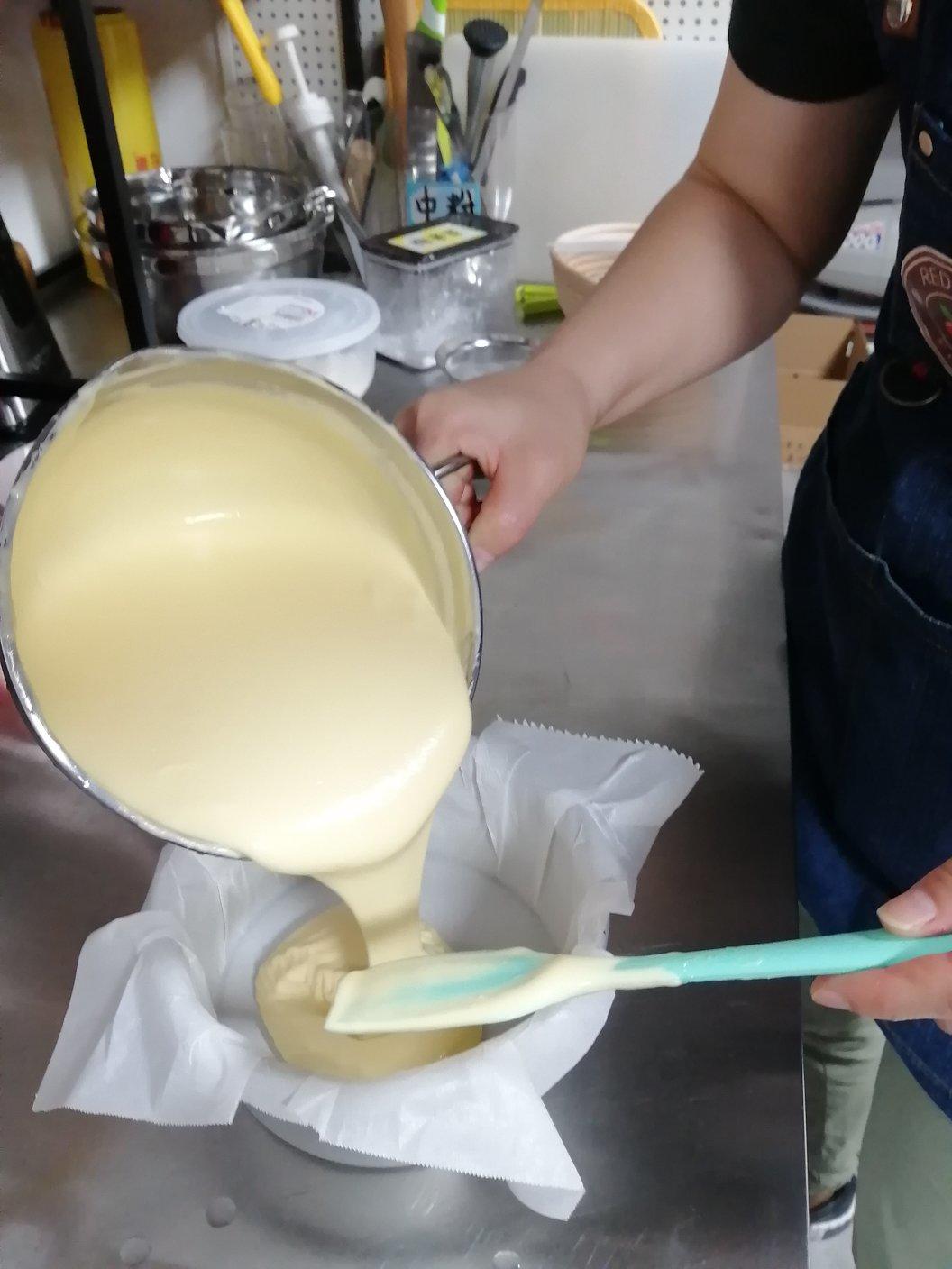 巴斯克式烤芝士蛋糕[超简单][搬运]