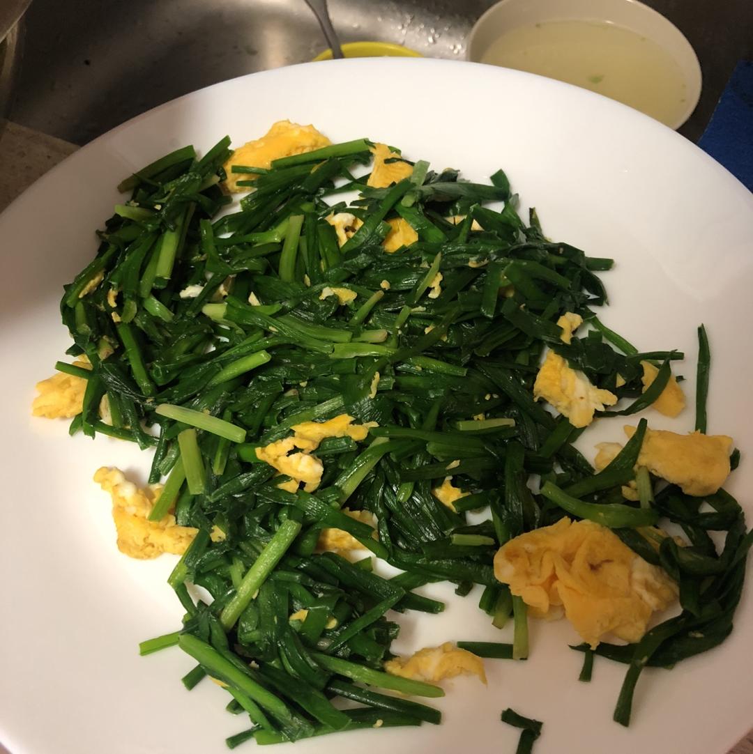 韭菜花炒鸡蛋