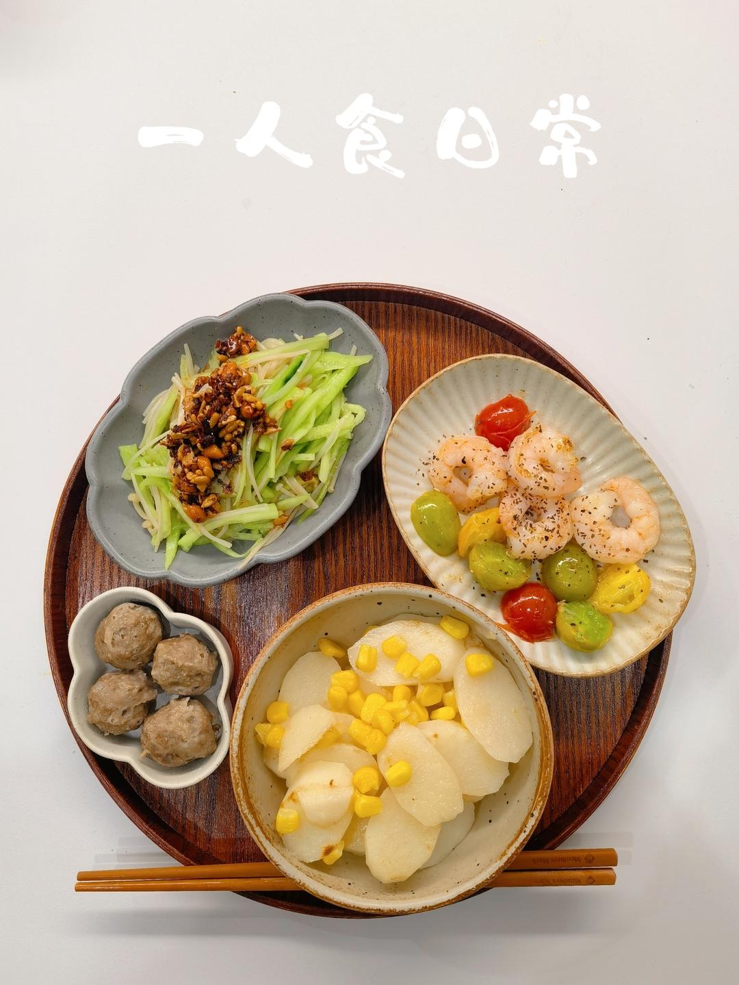 凉拌黄瓜金针菇