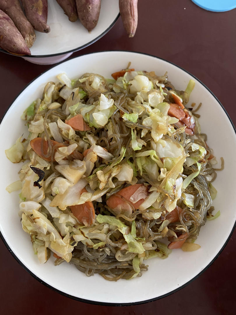 圆白菜炒粉条