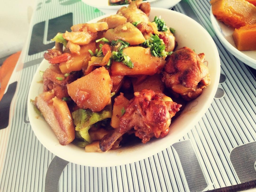 比饭店好吃很多倍的黄焖鸡