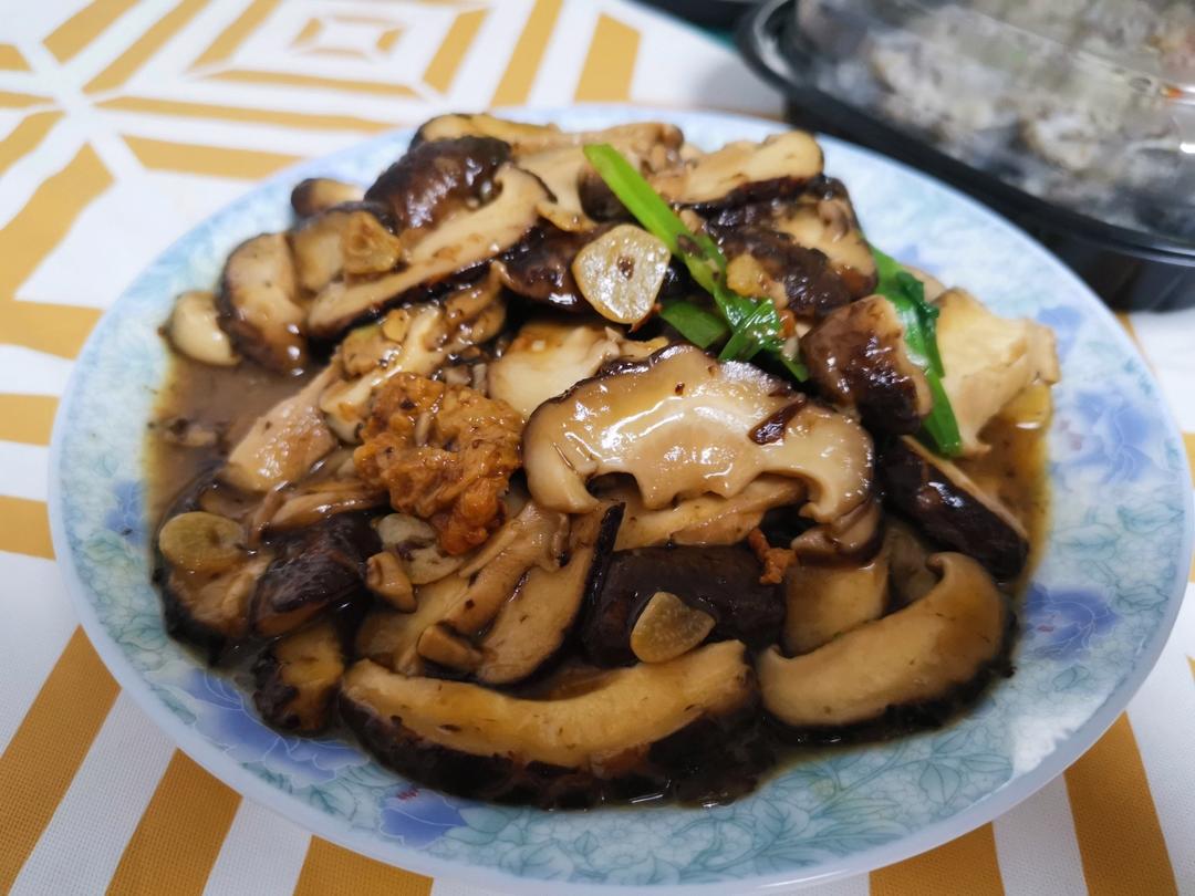香菇炒肉