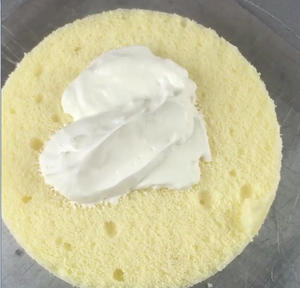 奶油裱花蛋糕 |经典造型唤醒你的儿时回忆的做法 步骤14