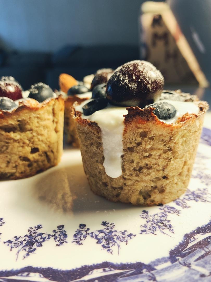 燕麦水果酸奶杯