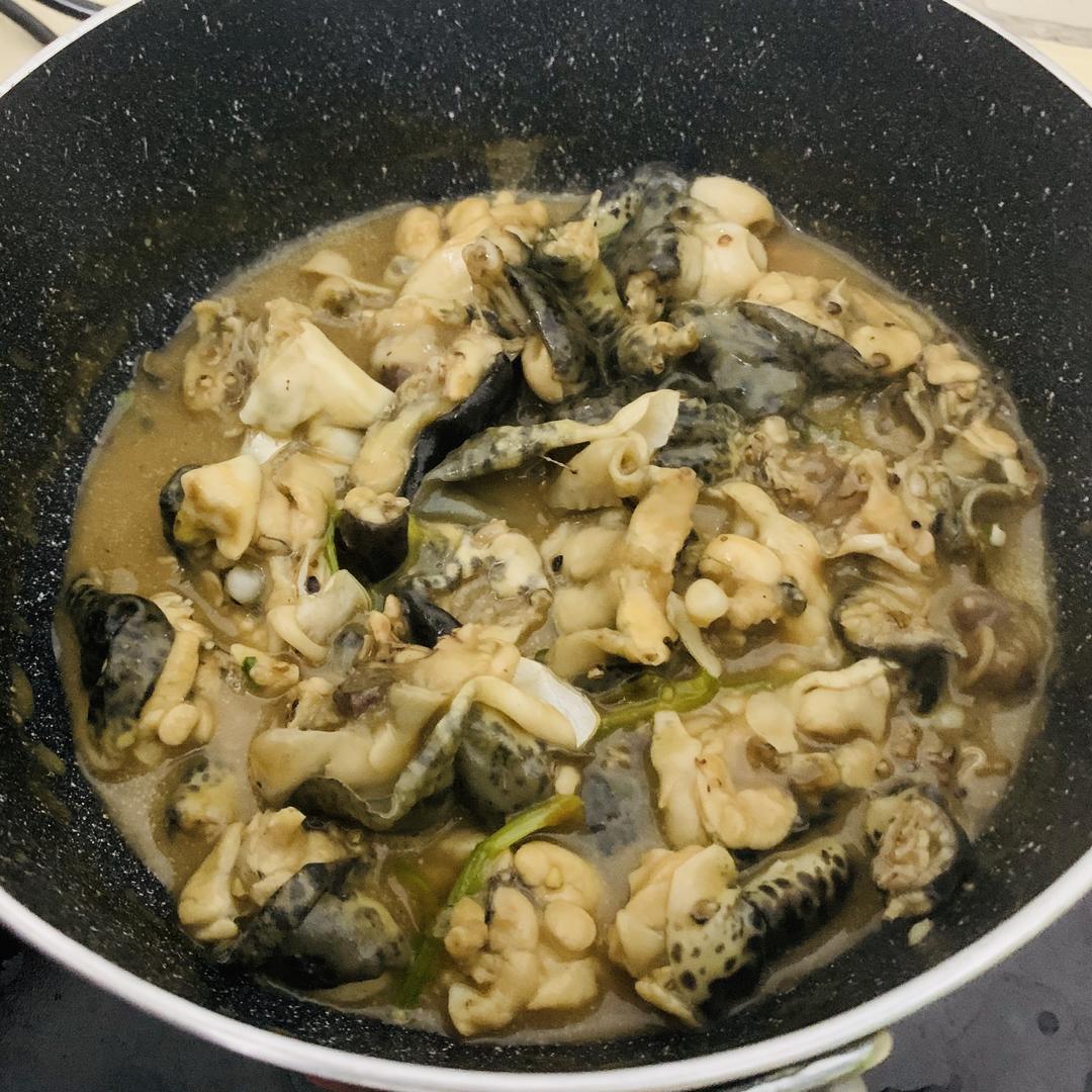 粤式胡椒田鸡煲的做法