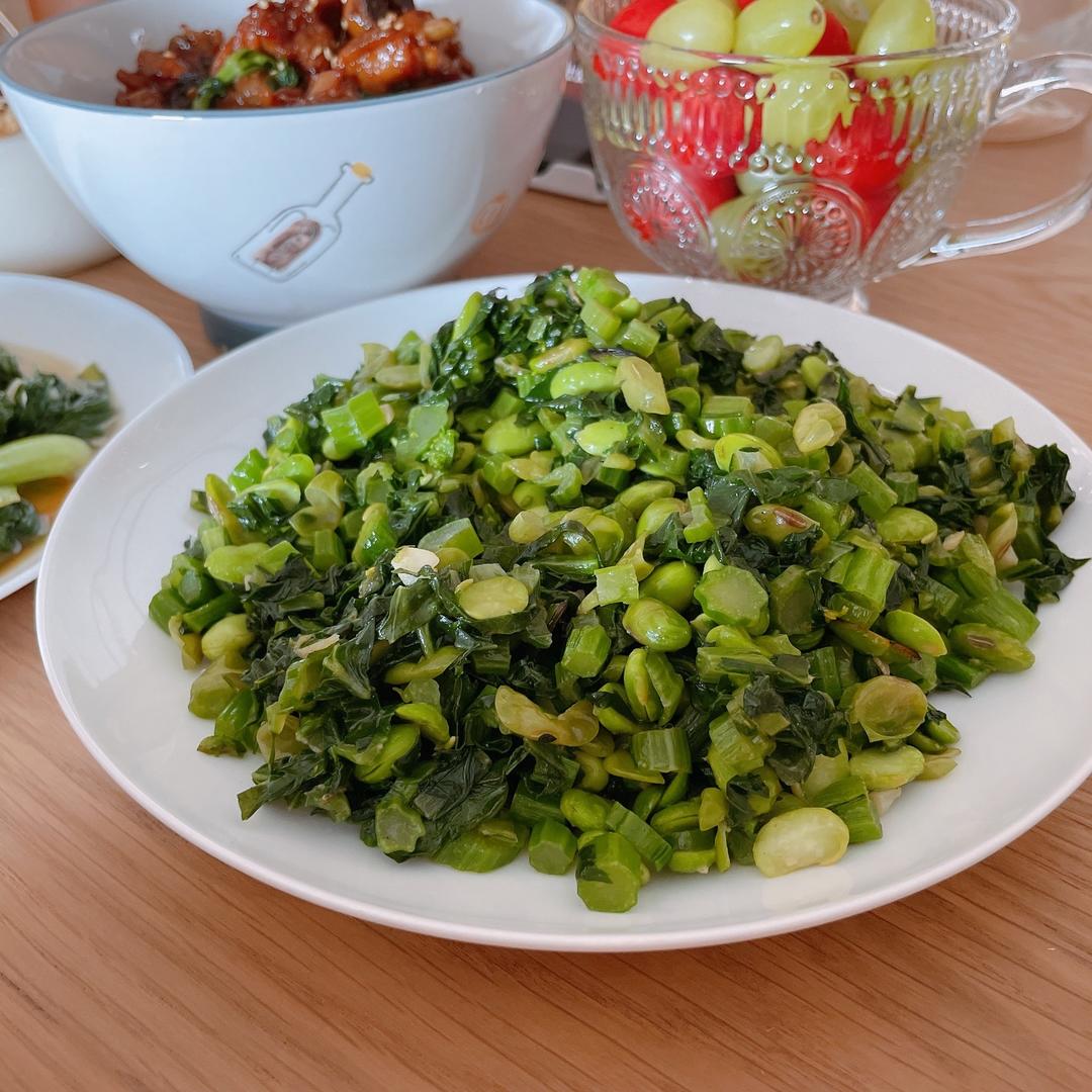 【广东菜心炒毛豆的做法步骤图，怎么做好吃】一起吃小熊饼干吗下厨房 