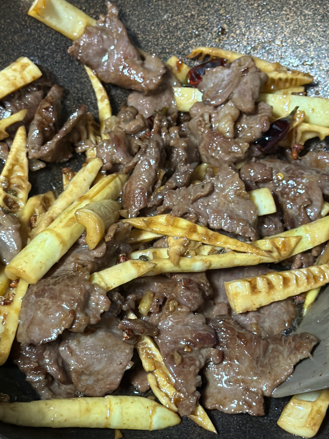 春笋炒牛肉｜脆嫩爽口，真的好吃到爆！