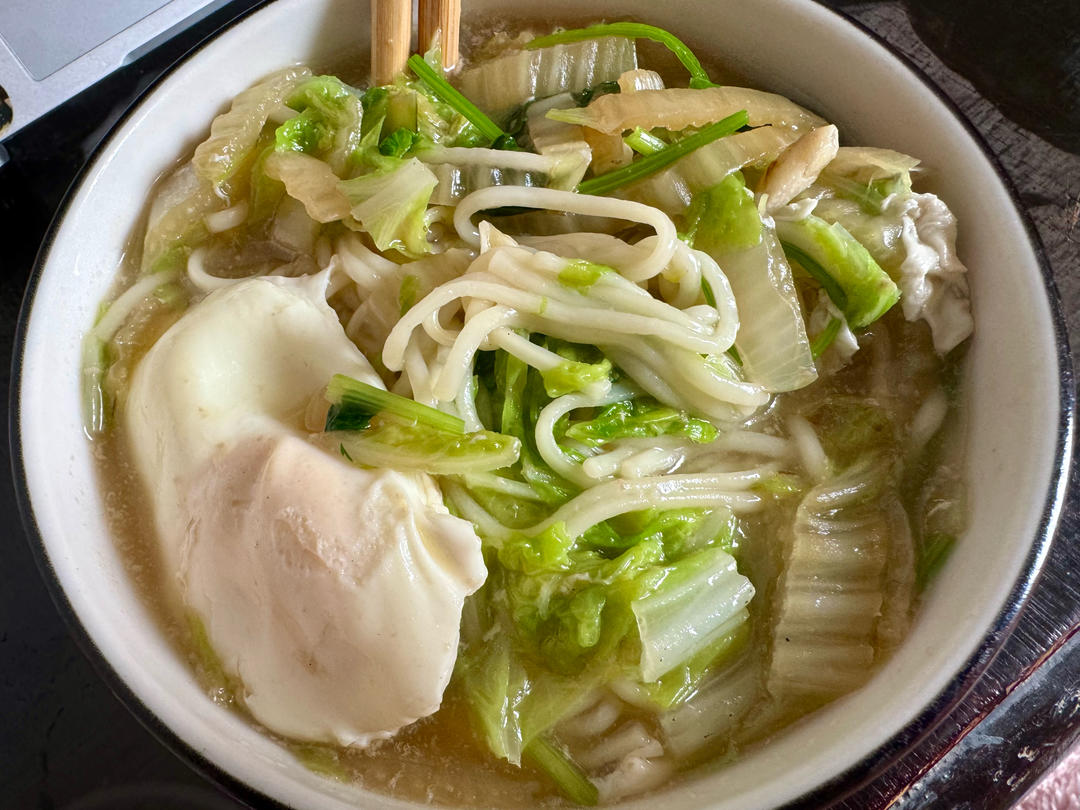 白菜面条汤（荷包蛋版）