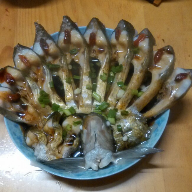 孔雀开屏清蒸鱼