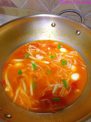 番茄三鲜汤的做法 步骤4