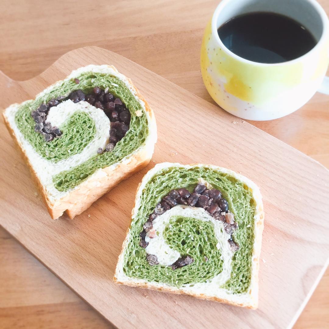 抹茶蜜豆吐司