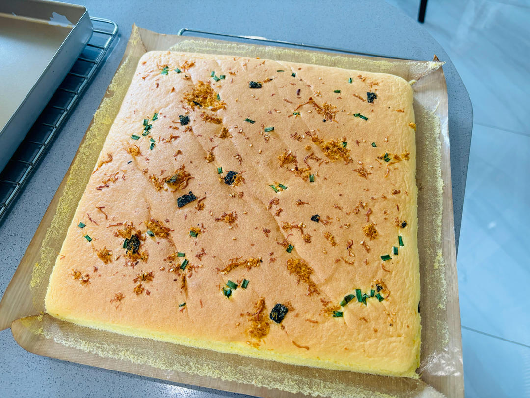 香葱肉松蛋糕卷（这是一个步骤超级详细的视频菜谱）