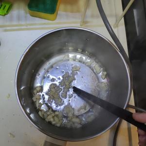 电煮锅版：香菇土豆焖鸡的做法 步骤9