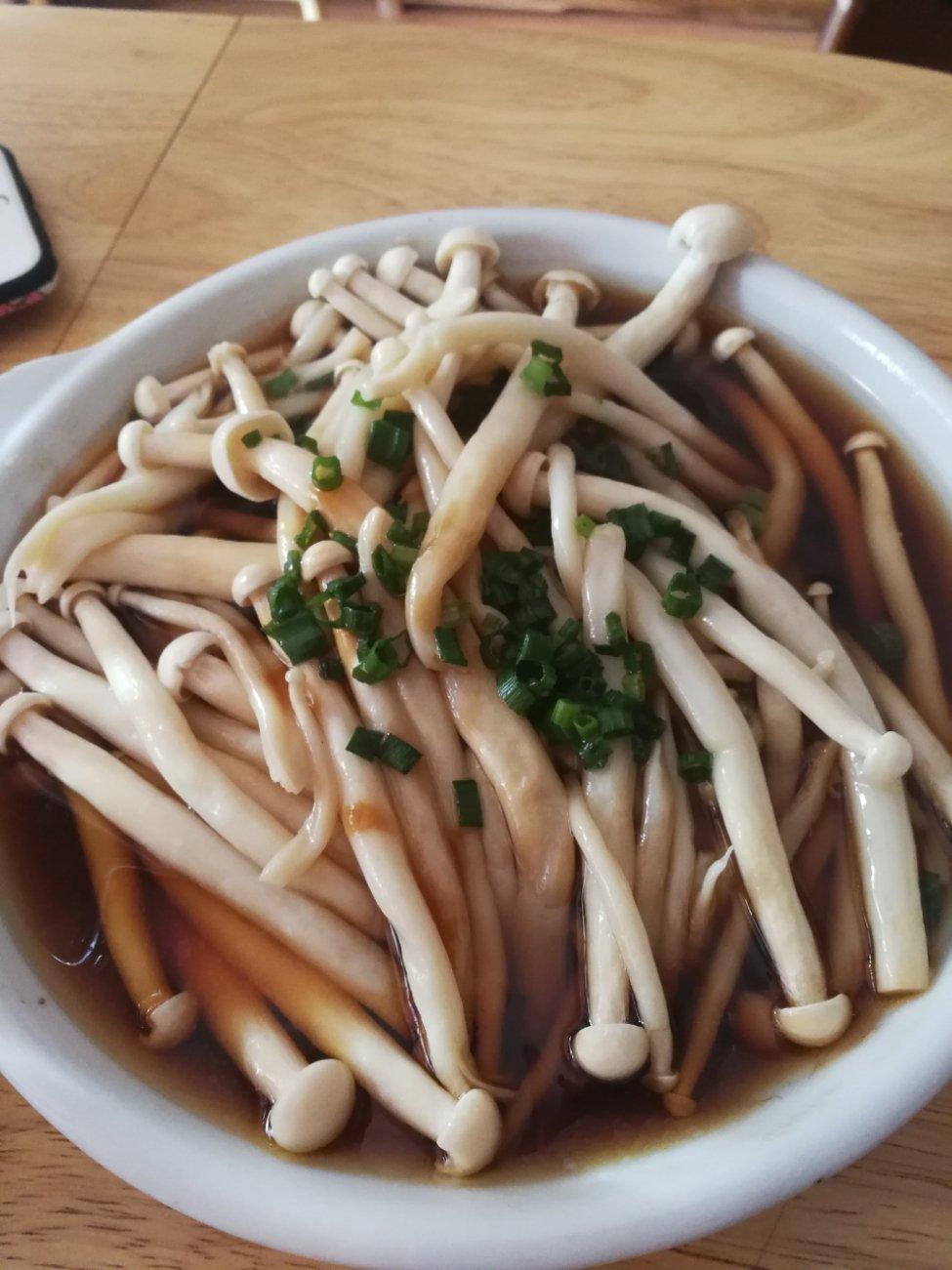 葱油白玉菇（海鲜菇）（微波炉快手版）