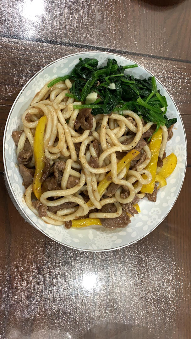 🔥爆好吃的黑椒虾仁炒乌冬面㊙️吃一口就沦陷❗️