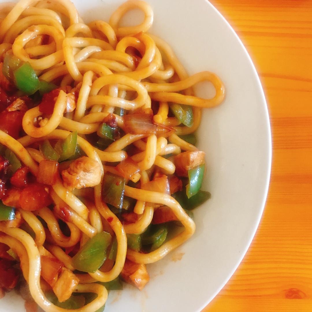 【好吃到舔盘的乌冬面】