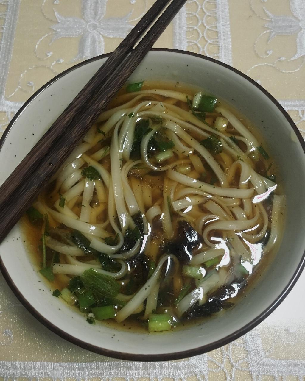 小葱麻油酱油面