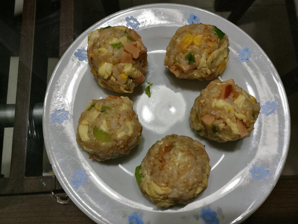 健康快手的糙米饭团