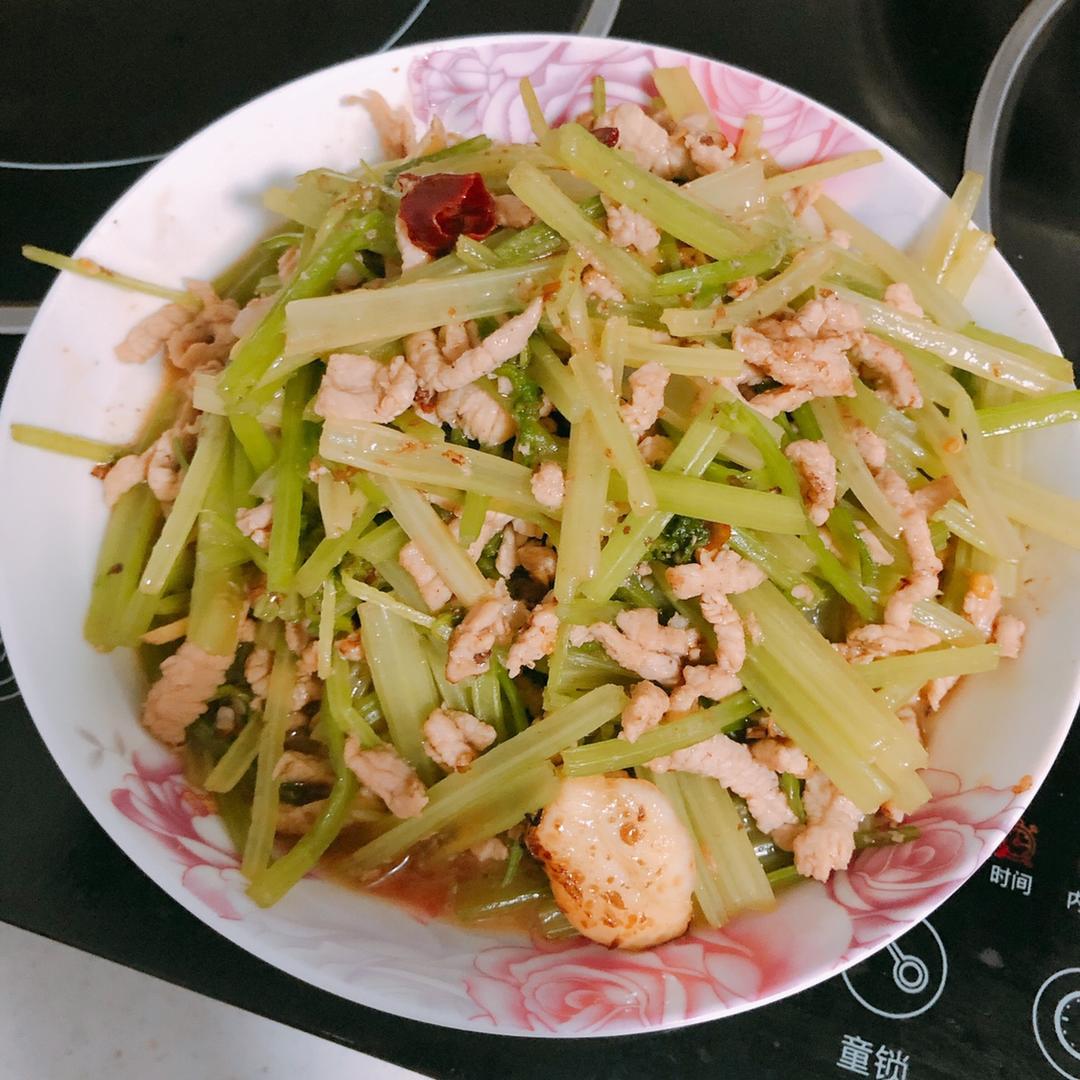 芹菜炒肉