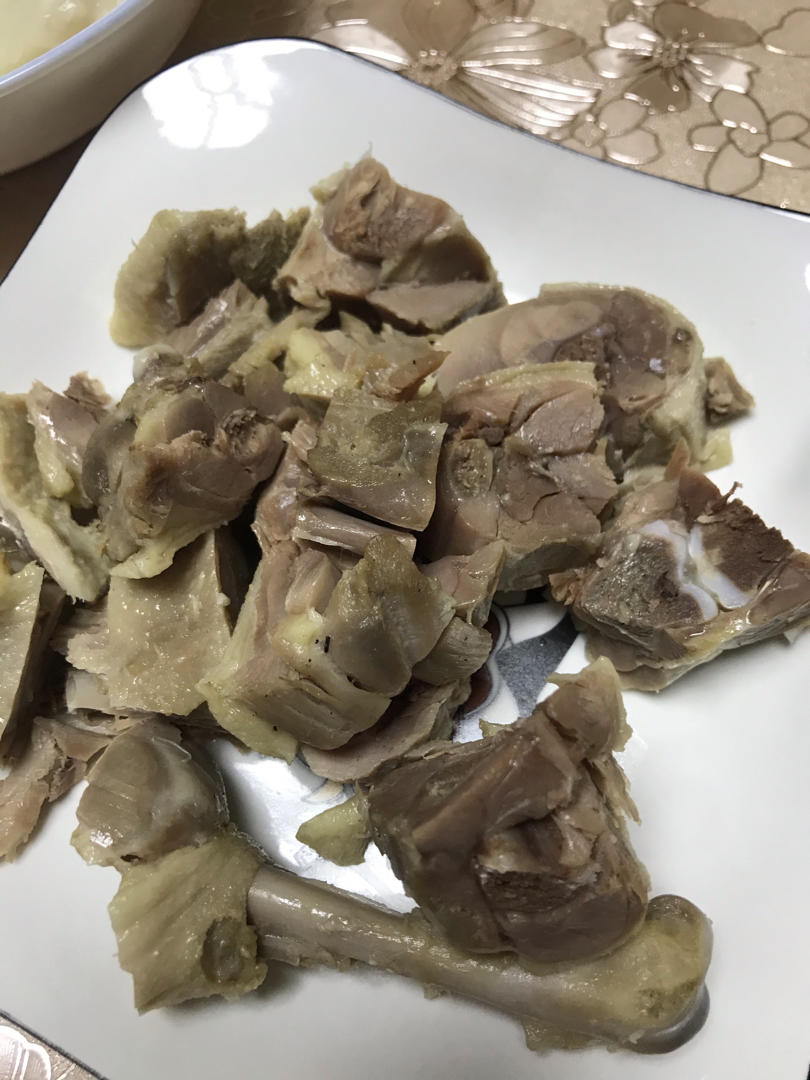 首次成功的盐水鸭腿