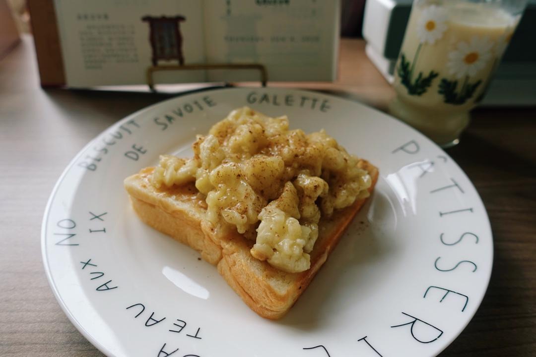 香蕉泥花生酱三明治（我的食欲稳定器）| 健康·三餐