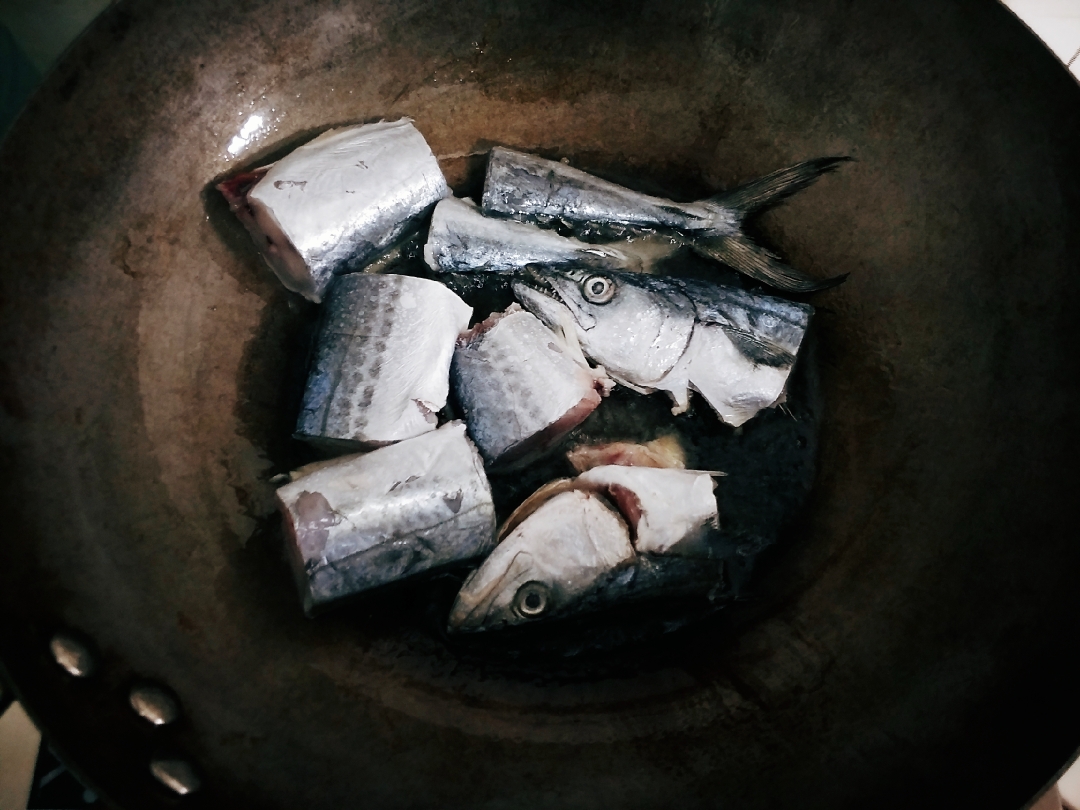 童年专属味道青鱼炖土豆的做法 步骤1