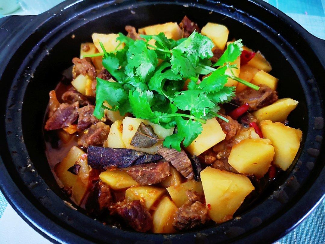 番茄土豆炖牛腩