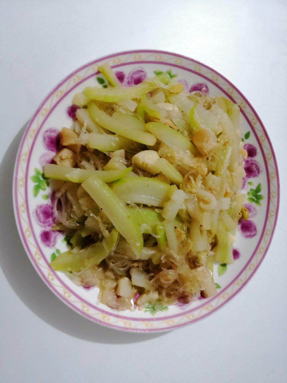瑶柱虾米粉丝节瓜煲