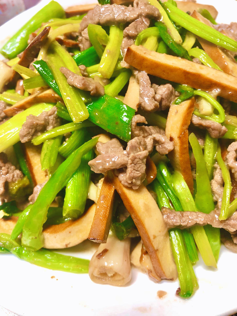 ㊙️家常菜‼️芹菜小炒牛肉‼️牛肉超级嫩滑哟